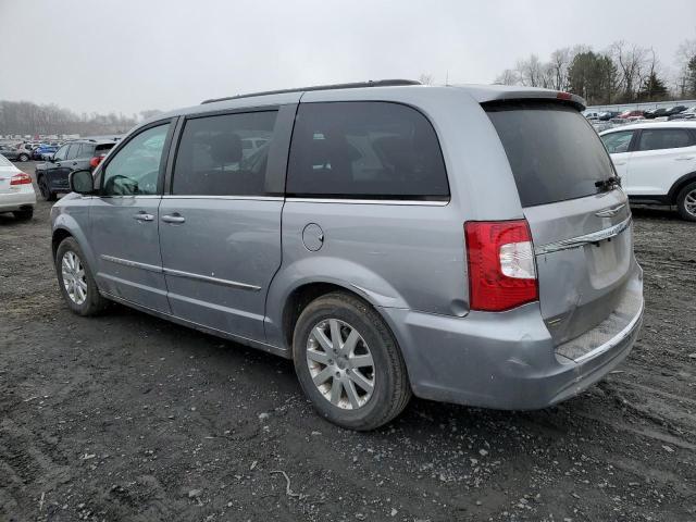 Photo 2 from auction – 2013 CHRYSLER TOWN & COU with VIN 2C4RC1BG1DR821747