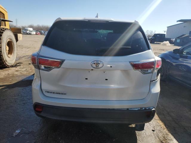 Photo 6 from auction – 2015 TOYOTA HIGHLANDER with VIN 5TDZKRFHXFS098320