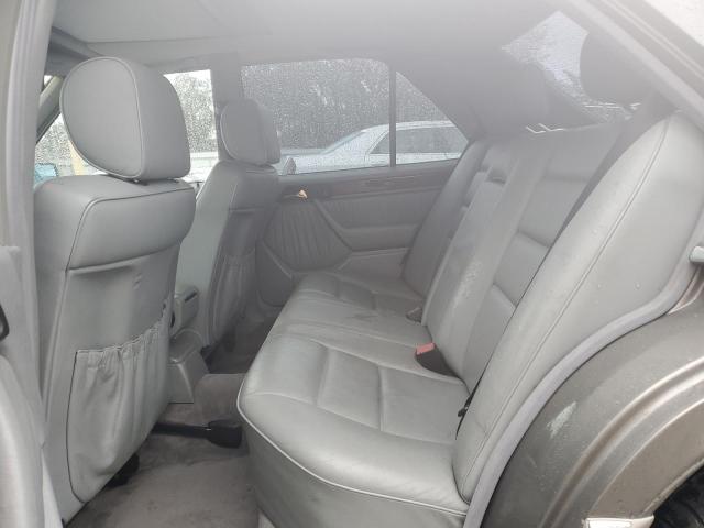 Photo 10 from auction – 1994 MERCEDES-BENZ E 320 with VIN WDBEA32E8RC129594