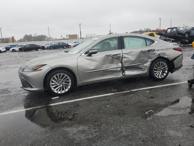 2020 Lexus ES