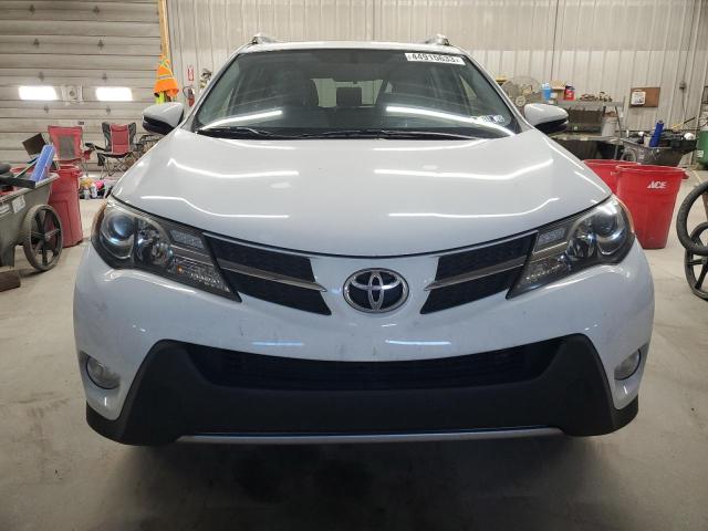 Photo 5 from auction – 2015 TOYOTA RAV4 XLE with VIN JTMRFREV4FD128449