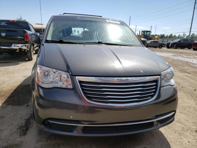 Photo 5 from auction – 2016 CHRYSLER TOWN & COU with VIN 2C4RC1BG1GR206541
