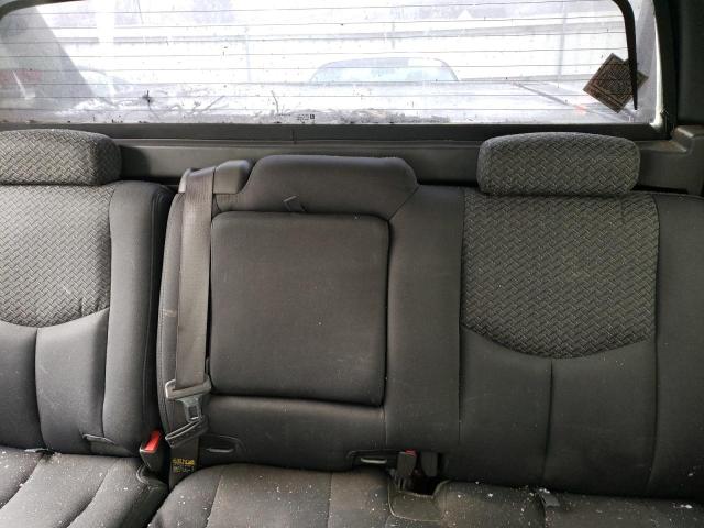 Photo 10 from auction – 2004 CHEVROLET AVALANCHE with VIN 3GNEK12T04G242597