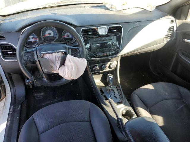Photo 8 from auction – 2013 CHRYSLER 200 LX with VIN 1C3CCBAGXDN736906