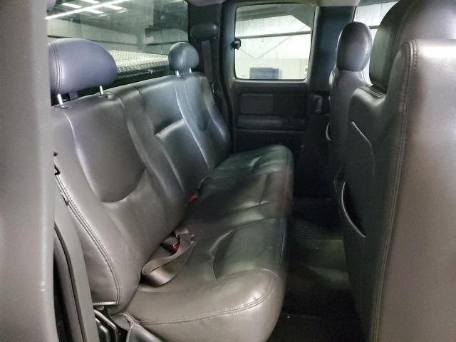 Photo 10 from auction – 2003 CHEVROLET SILVERADO with VIN 1GCEK19V53E161391