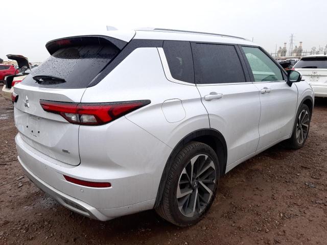 Photo 3 from auction – 2022 MITSUBISHI OUTLANDER with VIN JA4J3VA86NZ076347