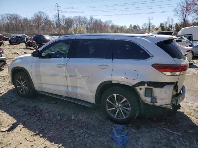 Photo 2 from auction – 2017 TOYOTA HIGHLANDER with VIN 5TDJZRFH1HS514427
