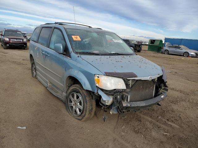 Photo 4 from auction – 2010 CHRYSLER TOWN & COU with VIN 2A4RR5DX2AR207122