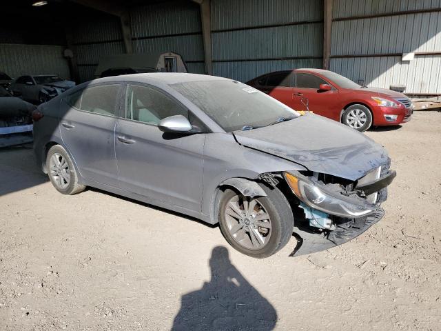 Photo 4 from auction – 2017 HYUNDAI ELANTRA SE with VIN 5NPD84LF2HH034330