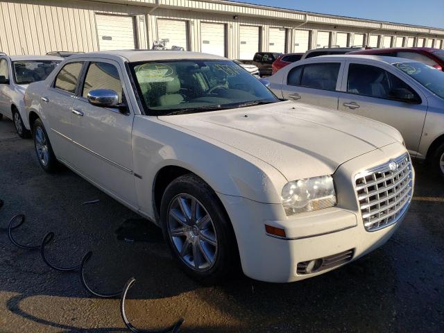 Photo 4 from auction – 2010 CHRYSLER 300 TOURIN with VIN 2C3CA5CV4AH106161