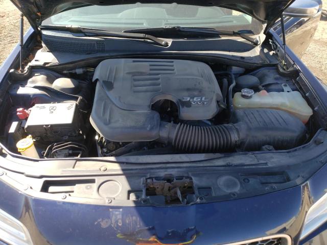 Photo 11 from auction – 2015 CHRYSLER 300C PLATI with VIN 2C3CCASG3FH808632
