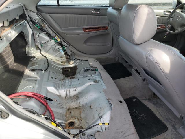 Photo 10 from auction – 2003 TOYOTA CAMRY LE with VIN 4T1BE30K93U653612