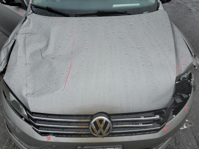 Photo 11 from auction – 2013 VOLKSWAGEN PASSAT S with VIN 1VWAP7A30DC042560