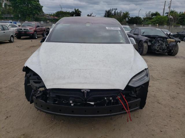 Photo 5 from auction – 2017 TESLA MODEL X with VIN 5YJXCBE22HF076683