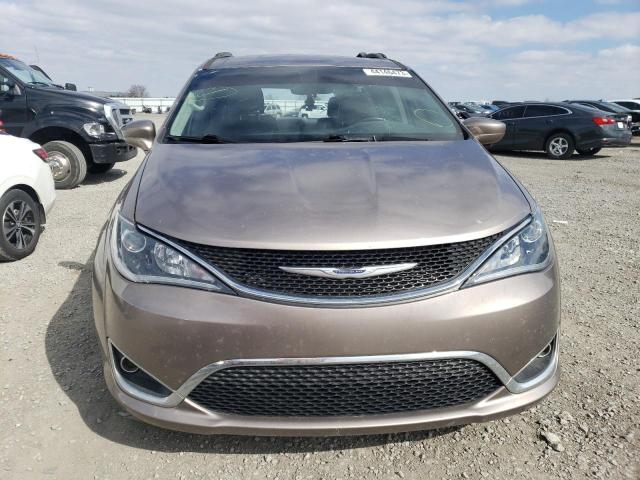 Photo 5 from auction – 2017 CHRYSLER PACIFICA T with VIN 2C4RC1BG6HR534880