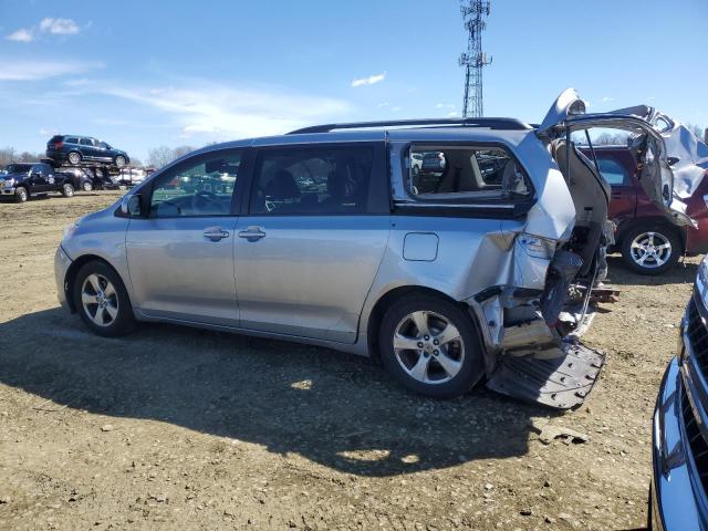 Photo 2 from auction – 2013 TOYOTA SIENNA LE with VIN 5TDKK3DC6DS347618