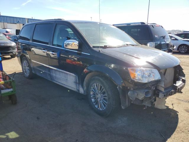 Photo 4 from auction – 2015 CHRYSLER TOWN & COU with VIN 2C4RC1CG9FR525912
