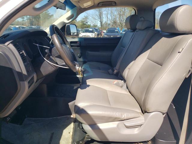 Photo 7 from auction – 2010 TOYOTA TUNDRA with VIN 5TFLU5F18AX021928