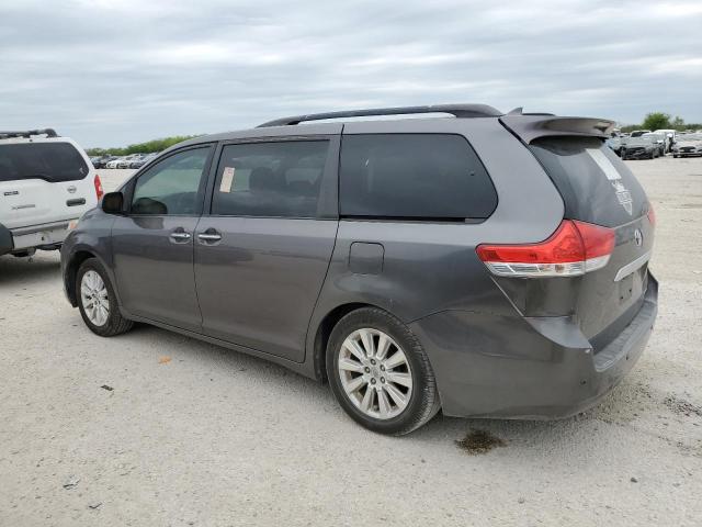 Photo 2 from auction – 2011 TOYOTA SIENNA XLE with VIN 5TDYK3DC2BS163946
