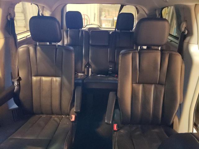Photo 10 from auction – 2013 CHRYSLER TOWN & COU with VIN 2C4RC1CG3DR645623