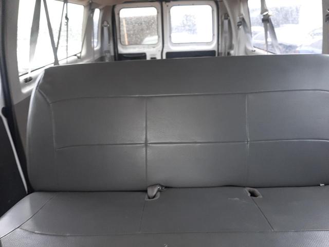 Photo 10 from auction – 2003 FORD ECONOLINE with VIN 1FBSS31L03HB07962