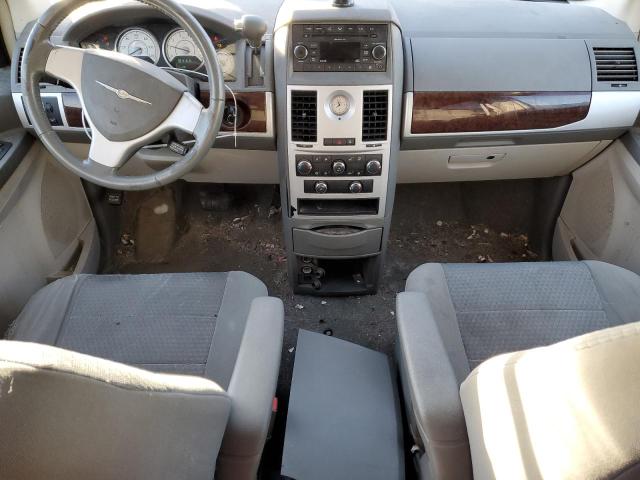 Photo 8 from auction – 2009 CHRYSLER TOWN & COU with VIN 2A8HR54179R659987