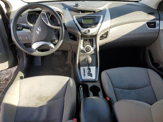 Photo 8 from auction – 2012 HYUNDAI ELANTRA GL with VIN 5NPDH4AE8CH150179