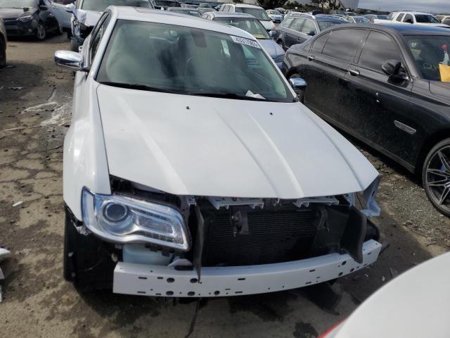 Photo 5 from auction – 2019 CHRYSLER 300 LIMITE with VIN 2C3CCAEG2KH631402