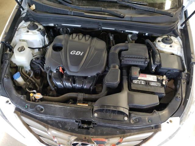 Photo 11 from auction – 2011 HYUNDAI SONATA SE with VIN 5NPEC4AC5BH102140