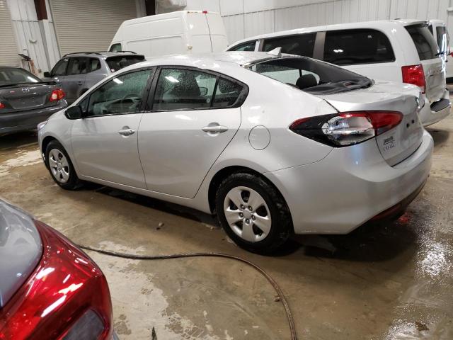Photo 2 from auction – 2017 KIA FORTE LX with VIN 3KPFK4A75HE140328