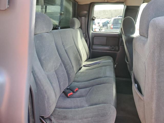 Photo 10 from auction – 2004 CHEVROLET SILVERADO with VIN 2GCEK19T641278947