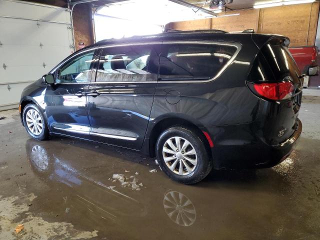 Photo 2 from auction – 2017 CHRYSLER PACIFICA T with VIN 2C4RC1BG4HR540354