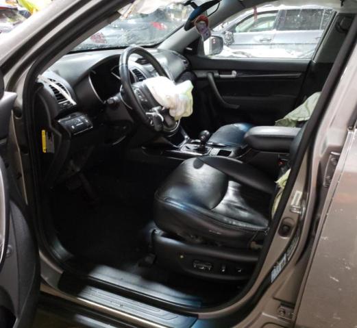 Photo 7 from auction – 2015 KIA SORENTO EX with VIN 5XYKUDA71FG597095