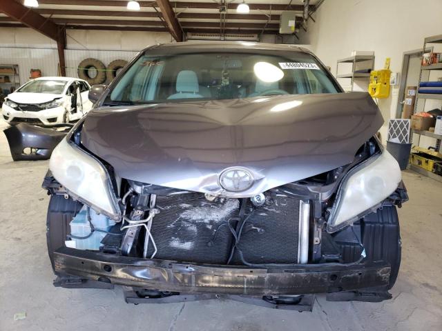 Photo 5 from auction – 2011 TOYOTA SIENNA LE with VIN 5TDKK3DC6BS006765