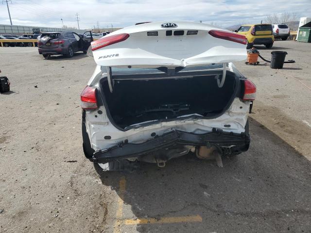 Photo 6 from auction – 2017 KIA FORTE LX with VIN 3KPFK4A7XHE012375