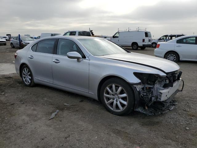Photo 4 from auction – 2007 LEXUS LS 460L with VIN JTHGL46F575000211