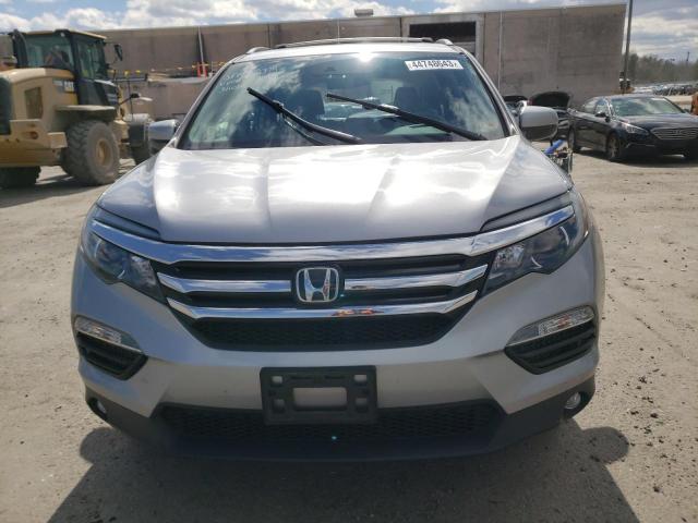 Photo 5 from auction – 2018 HONDA PILOT TOUR with VIN 5FNYF6H95JB039998