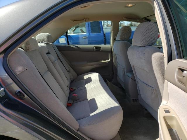 Photo 10 from auction – 2004 TOYOTA CAMRY LE with VIN 4T1BE32K34U833988