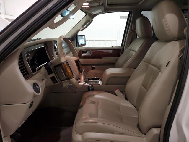 Photo 7 from auction – 2014 LINCOLN NAVIGATOR with VIN 5LMJJ2H52EEL01613