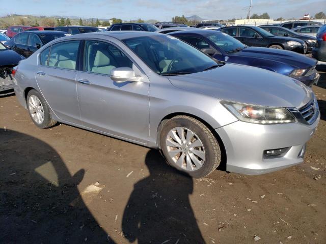 Photo 4 from auction – 2014 HONDA ACCORD EXL with VIN 1HGCR3F85EA037601