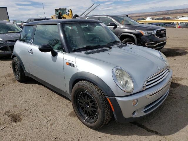 Photo 4 from auction – 2006 MINI COOPER with VIN WMWRC33586TJ76225
