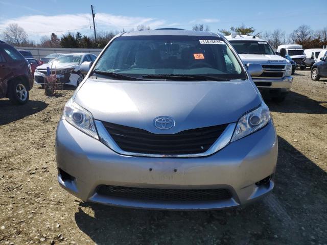 Photo 5 from auction – 2013 TOYOTA SIENNA LE with VIN 5TDKK3DC6DS347618