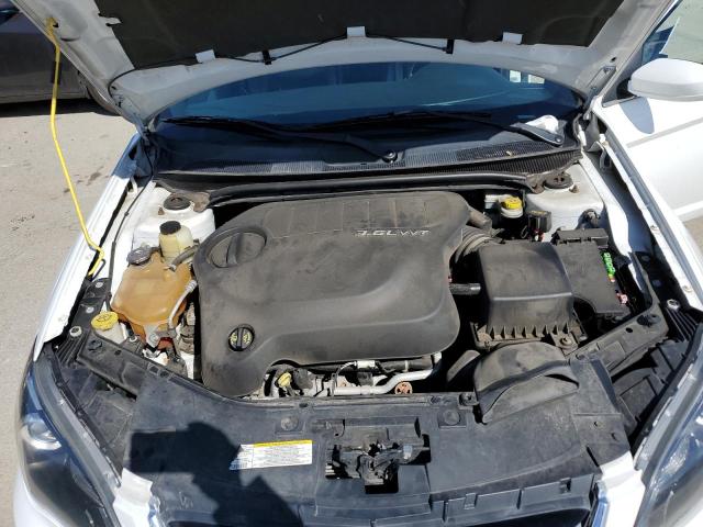 Photo 11 from auction – 2013 CHRYSLER 200 LIMITE with VIN 1C3CCBCG2DN543744