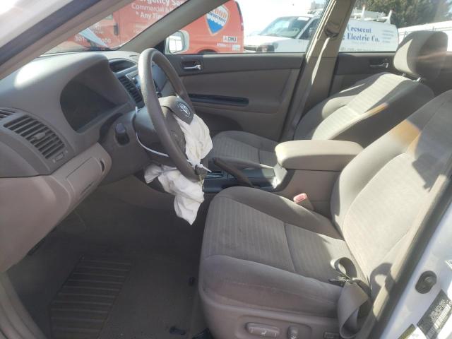 Photo 7 from auction – 2005 TOYOTA CAMRY LE with VIN 4T1BE30K75U569968