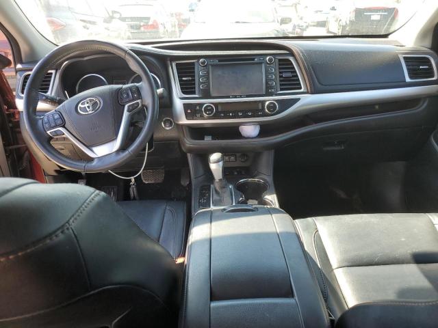Photo 8 from auction – 2017 TOYOTA HIGHLANDER with VIN 5TDJZRFH5HS357081