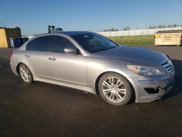 Photo 4 from auction – 2013 HYUNDAI GENESIS 3. with VIN KMHGC4DD6DU227472