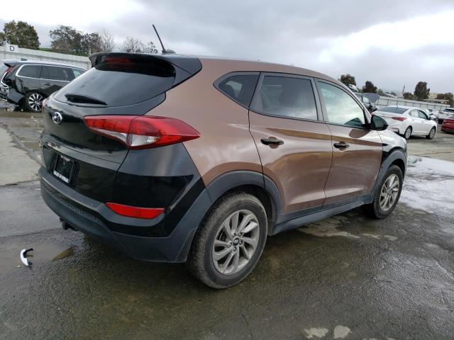 Photo 3 from auction – 2017 HYUNDAI TUCSON SE with VIN KM8J23A42HU389760