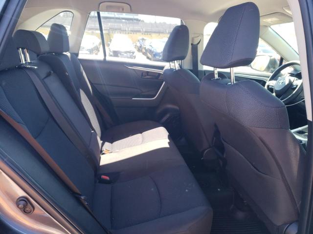 Photo 11 from auction – 2019 TOYOTA RAV4 LE with VIN JTMG1RFV3KD044511