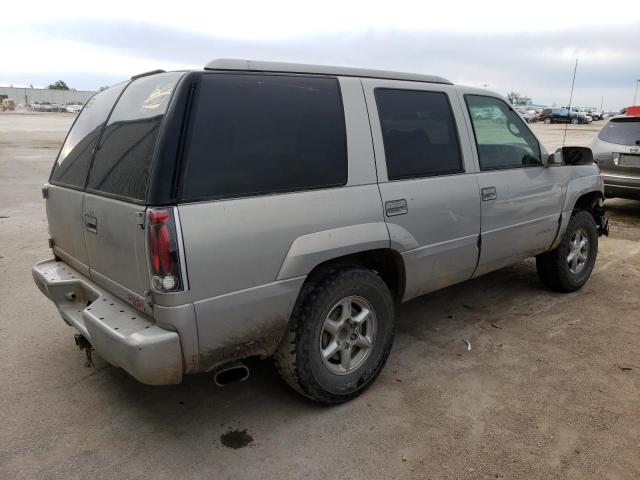 Photo 3 from auction – 2000 GMC YUKON DENA with VIN 1GKEK13R9YR109083