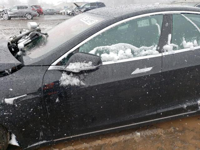 Photo 7 from auction – 2017 TESLA MODEL S with VIN 5YJSA1E25HF228689
